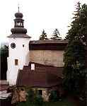 věž Hladomorna a Vlašimský palác obsahující zbytky raněgotického zdiva